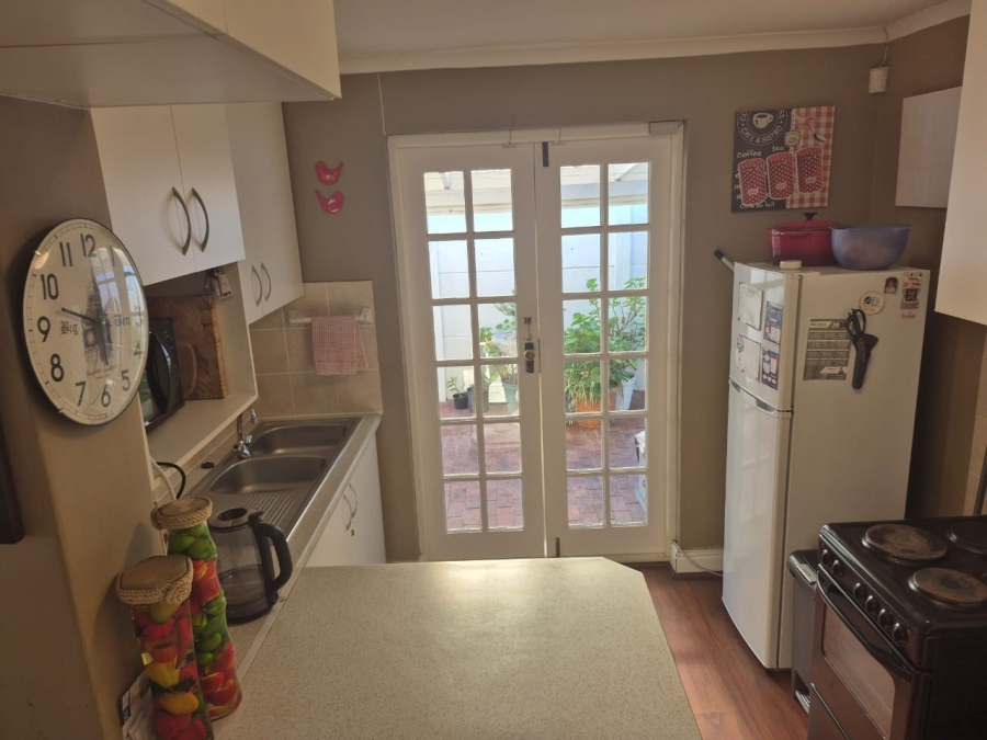 3 Bedroom Property for Sale in Bergvliet Western Cape